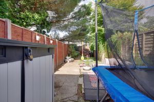 Private Garden- click for photo gallery